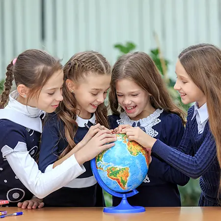 Школьный коллектив