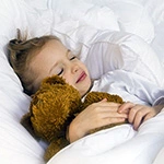 Приучить ребёнка засыпать самостоятельно