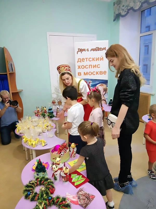 Изображение 112: Благотворительная Рождественская Ярмарка